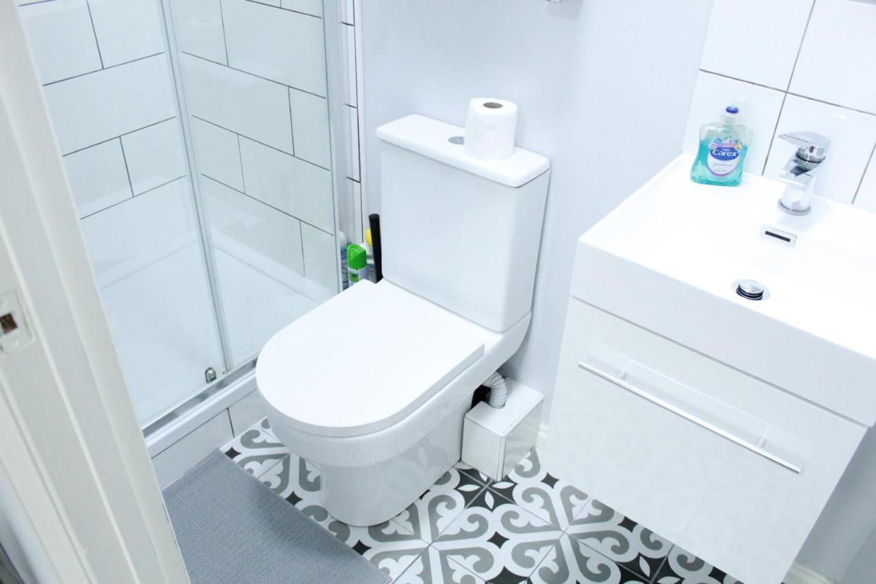 Stylish Ensuite Room 15 Mins To Central London Ngoại thất bức ảnh